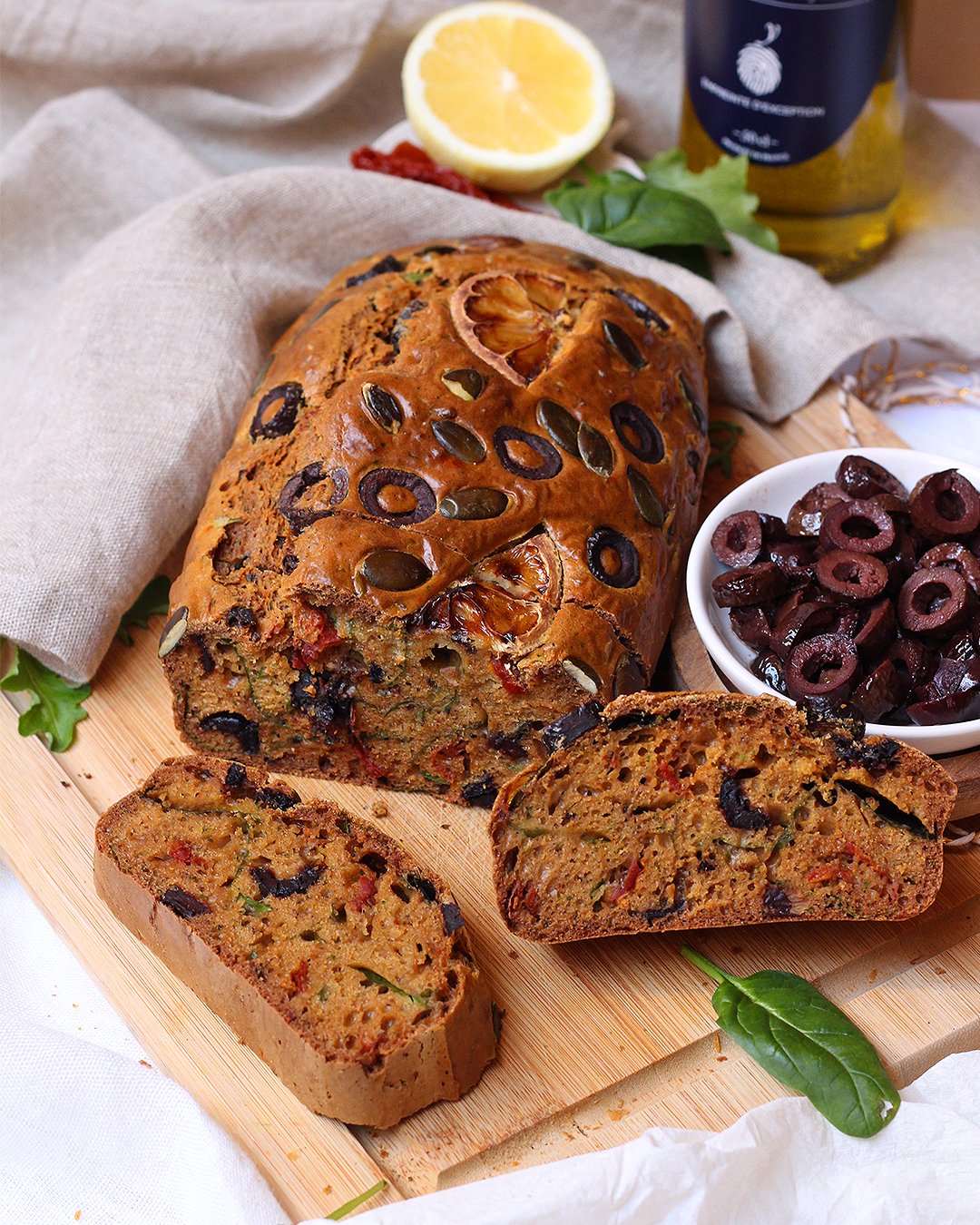 CAKE AUX OLIVES NOIRES DE NYONS